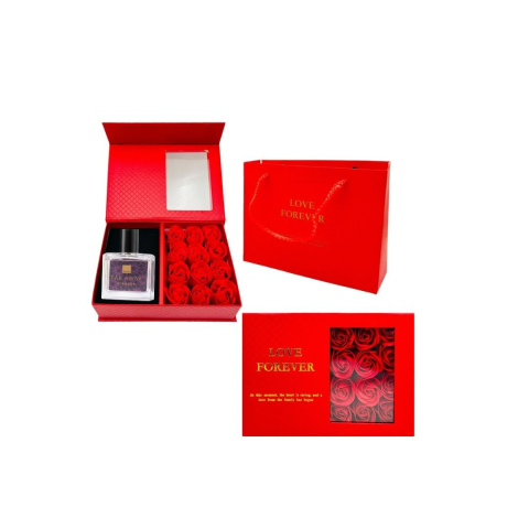 Parfumuri femei - Set cadou cu cutie decorativa si apa de toaleta Avon Far Away Glamour 30 ml