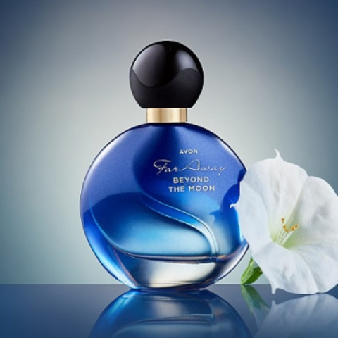 Set cadou Far Away Beyond the Moon – parfum 50 ml + loțiune de corp 125 ml + insignă motivațională cadou [1]