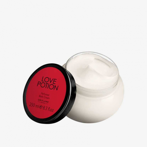 Set complet pentru Ea Love Potion (apa de parfum, crema de corp), insotit de insigna Dactylion cu mesaj motivational [1]