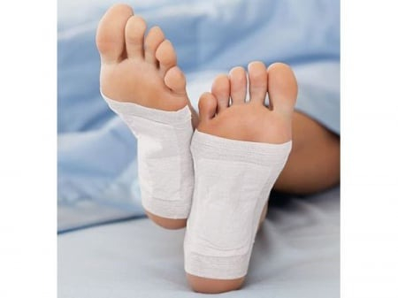 Set de 100 plasturi tratament detoxifiere pentru curatarea picioarelor [4]