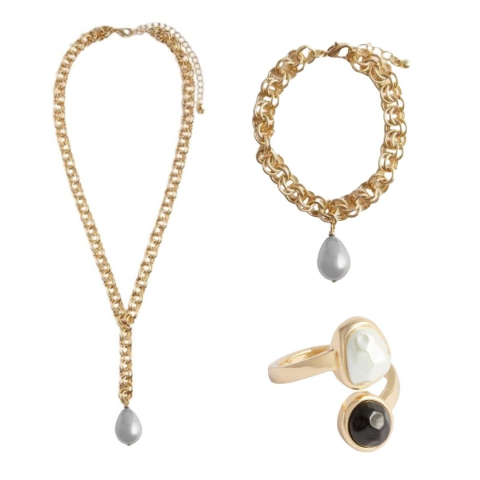 Monede de colectie - Set inel, colier și brățară Avon Lestari – bijuterii elegante aurii cu detalii fine și perle decorative, ideal pentru cadou sau ocazii speciale