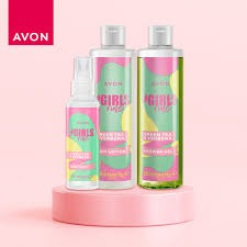 Geluri de dus - Set pentru fete AVON 3 in 1 Girls Rule cu aroma de ceai verde