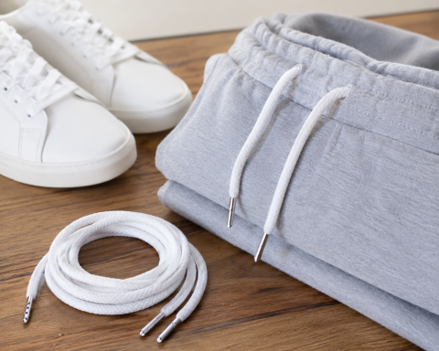 Snur alb rotund pentru hanorac si pantaloni sport cu capete metalice, siret textil din bumbac pentru gluga, jachete si incaltaminte, 130 cm [3]