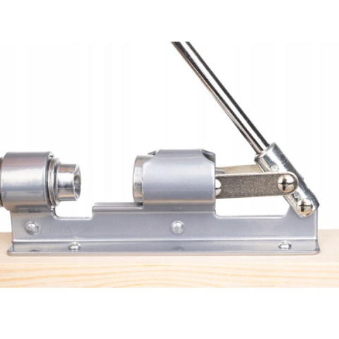 Spargator de nuci manual, cu suport din lemn, 20x16x5 cm – structura solida, design stabil si eficienta ridicata in spargerea oricarui tip de nuci [1]