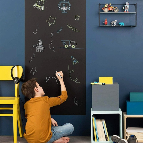 Tabla adeziva neagra pentru scris si desenat, 200 x 45 cm, cu folie autoadeziva tip tabla de scris si 5 x crete colorate, ideala pentru scoala, acasa sau restaurant [13]