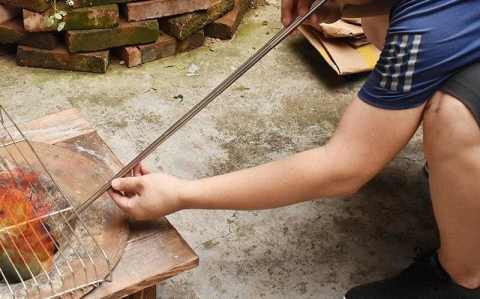 Tub suflat aer pentru aprindere foc, pliabil, aluminiu, usor, accesoriu supravietuire camping si drumetii, 21 g [2]