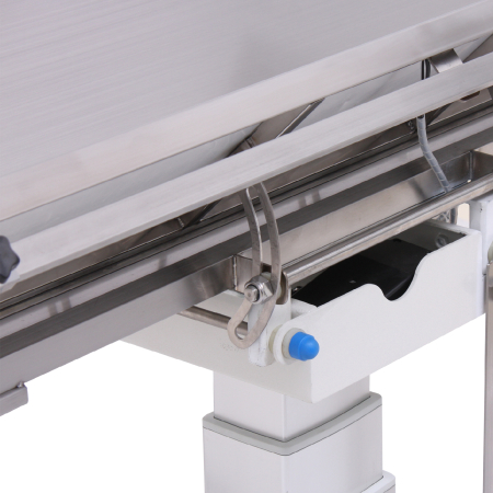 Masă chirurgicală electrică cu modulare în V și blat încălzit – FT-886H [1]