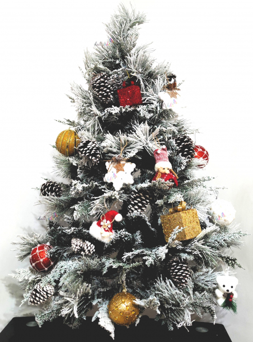 Brad artificial Premium cu zapada si conuri 210cm [7]