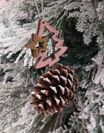 Decoratiune brad din lemn 6.5cm [0]