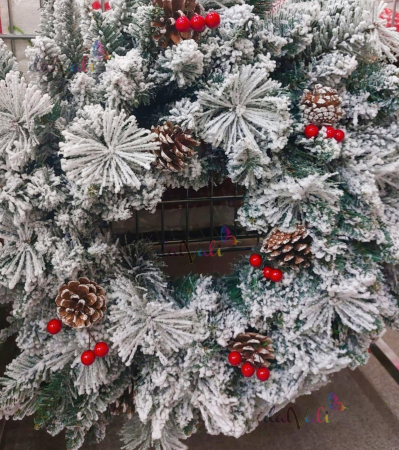 Ghirlanda cu zapada si conuri de Craciun artificiala 270cm [0]