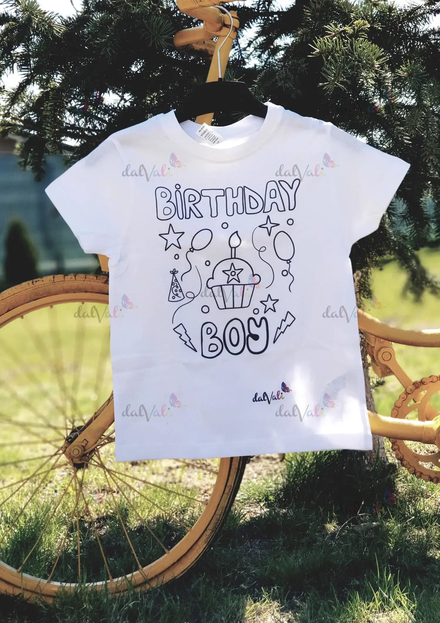 Tricou educativ de colorat - Birthday boy - Sarbatoritul