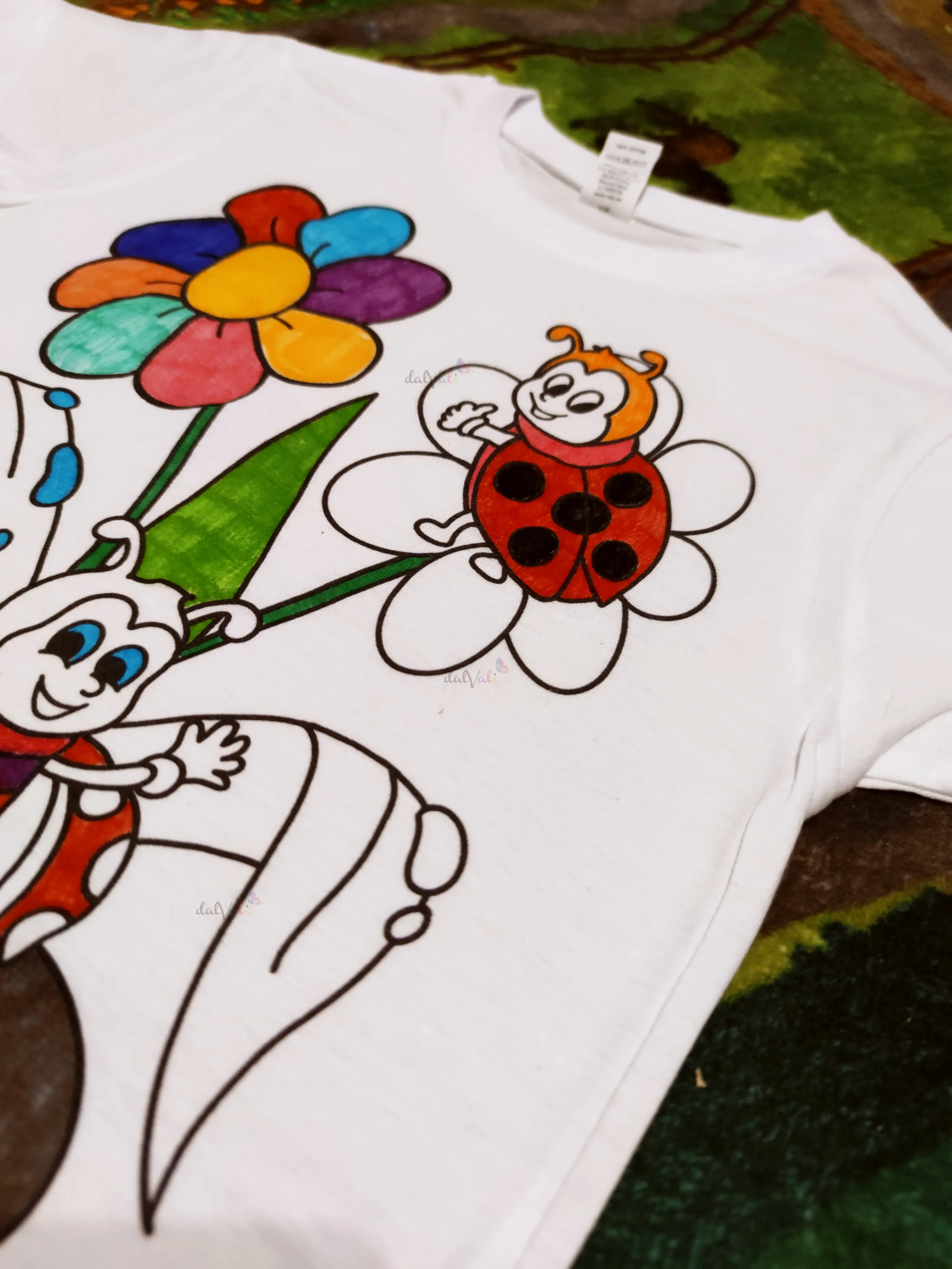 TRICOU EDUCATIV DE COLORAT BUBURUZE [4]