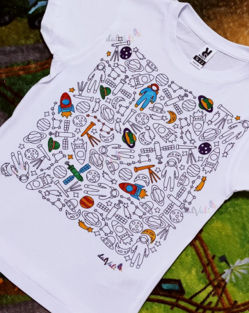 TRICOURI COPII - TRICOU EDUCATIV DE COLORAT CAUTA SI COLOREAZA SPATIUL COSMIC