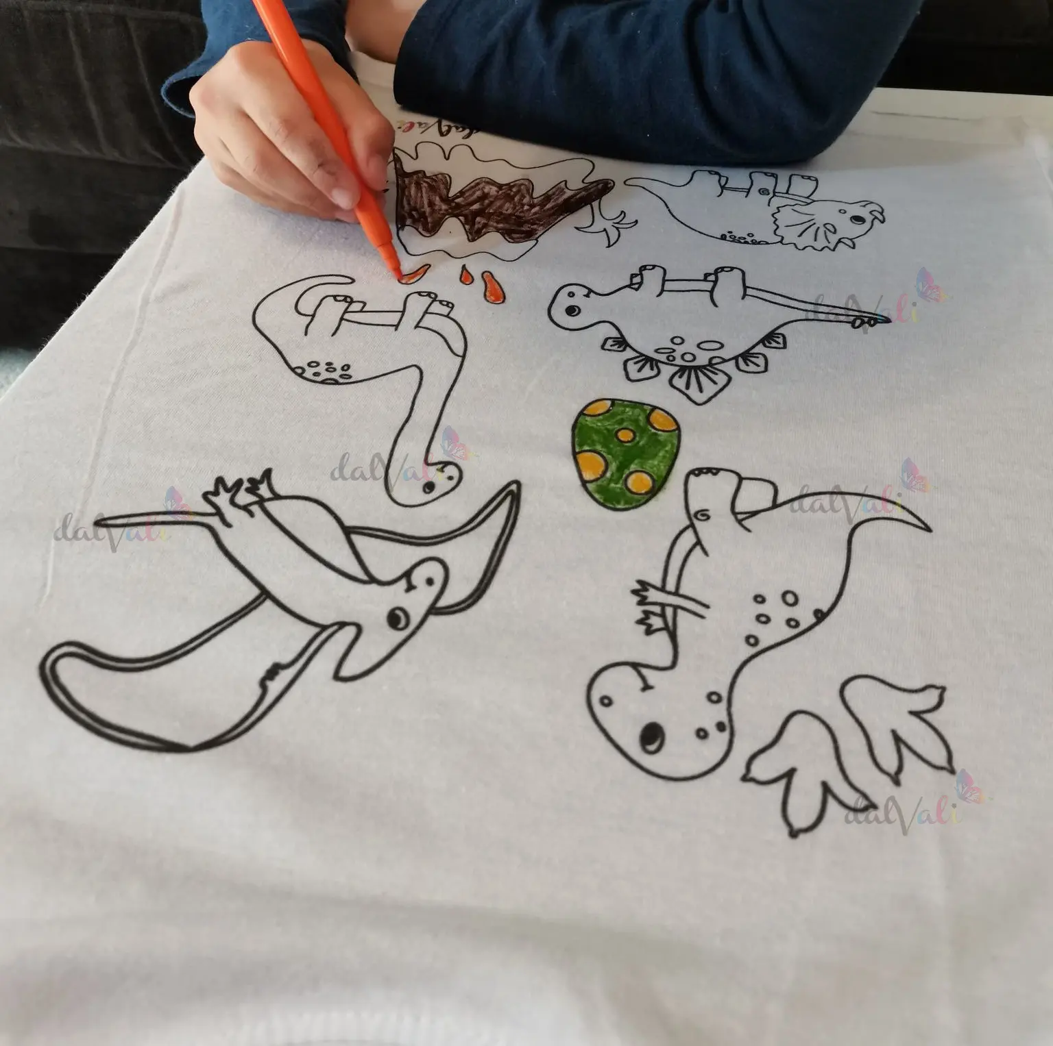 Tricou educativ de colorat - Dinozauri [3]