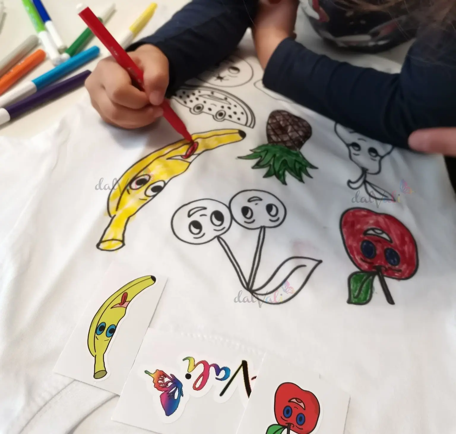 Tricou educativ de colorat - Fructele [1]