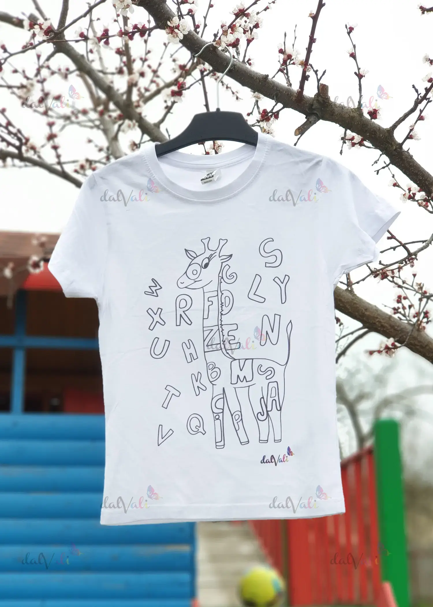 TRICOURI COPII - Tricou educativ de colorat - Girafa alfabet