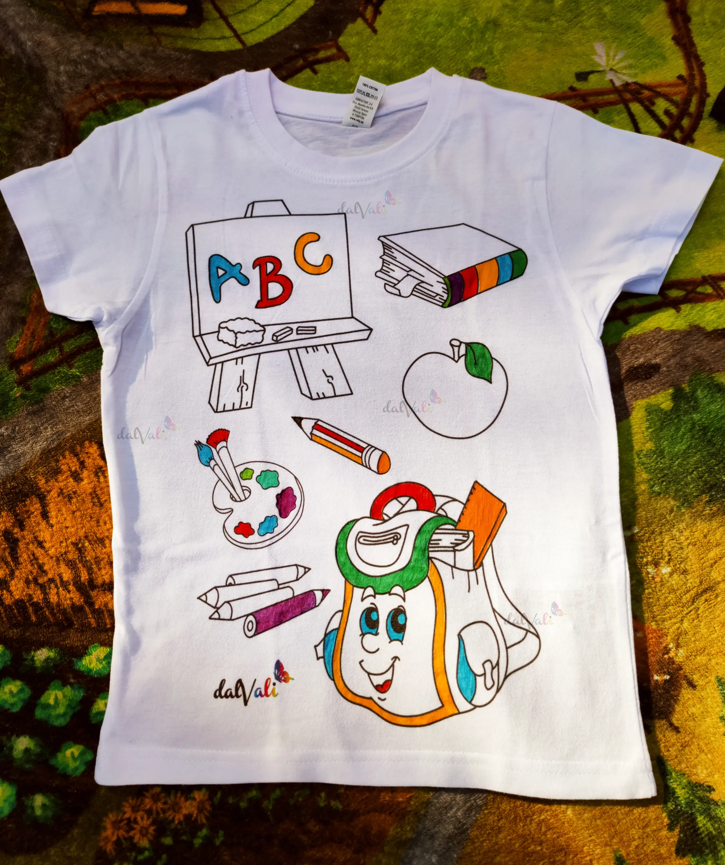 TRICOU EDUCATIV DE COLORAT LA SCOALA [2]