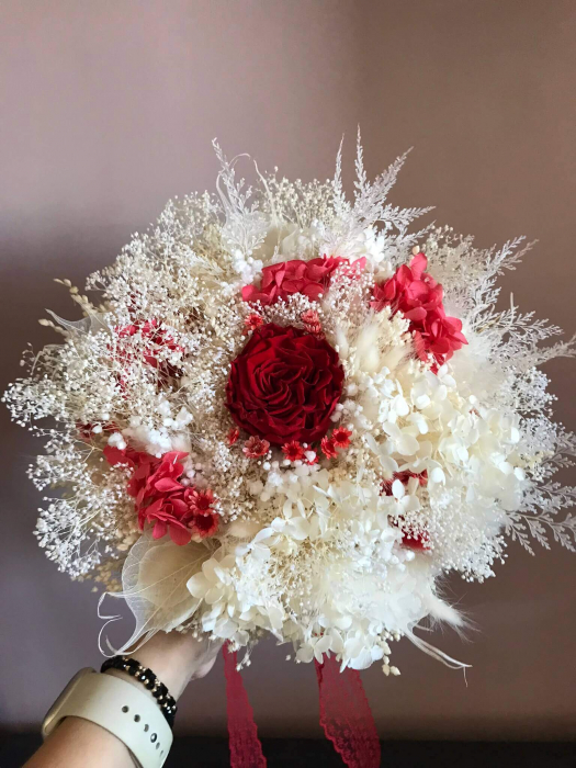 Buchet flori cu trandafir cret [4]