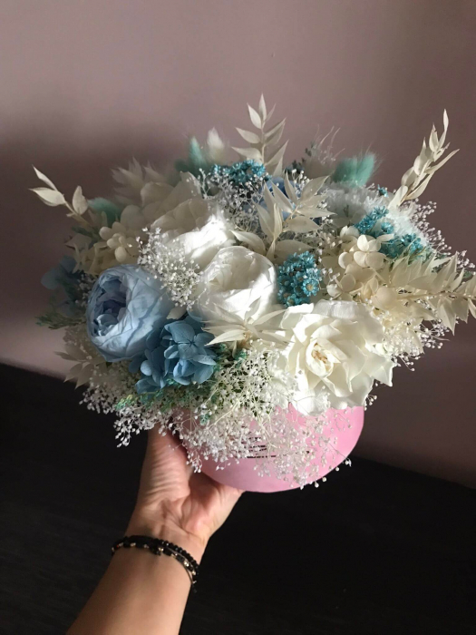 Aranjament floral cu bujori criogenati [5]