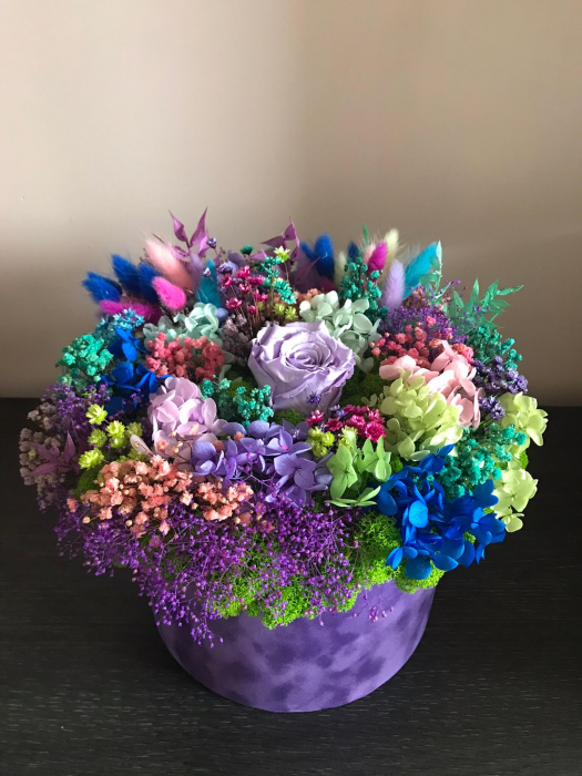 Aranjament floral in cutie catifea [1]