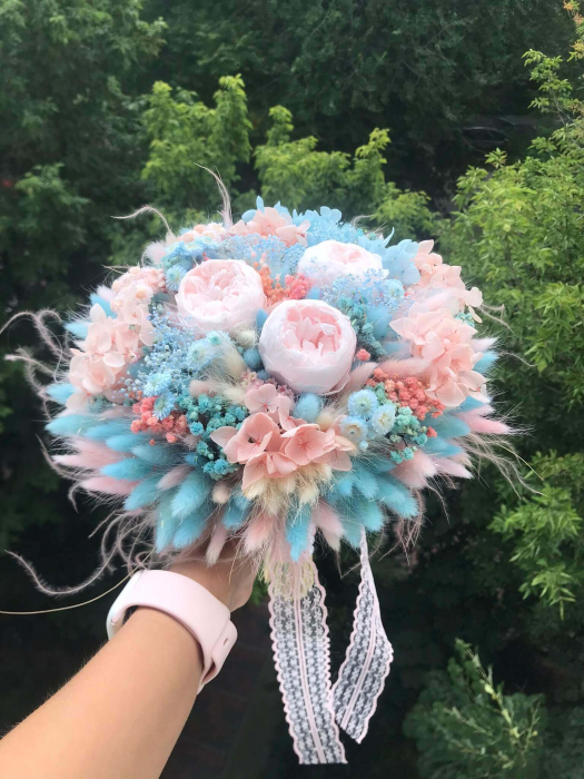 Buchet flori cu bujori [2]