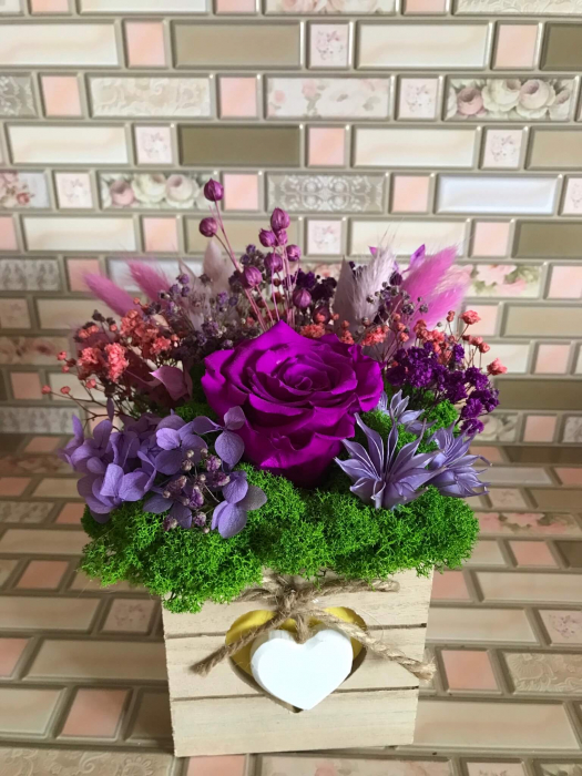 Aranjament floral cu licheni [5]