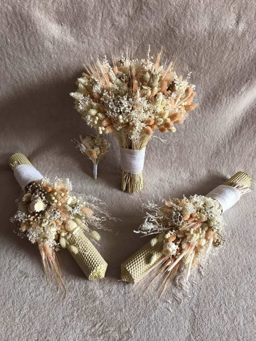 Pachet lumanari fagure pentru nunta, buchet flori mireasa si cocarda ginere [2]