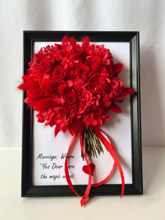 Buchet flori criogenate in rama tablou [1]