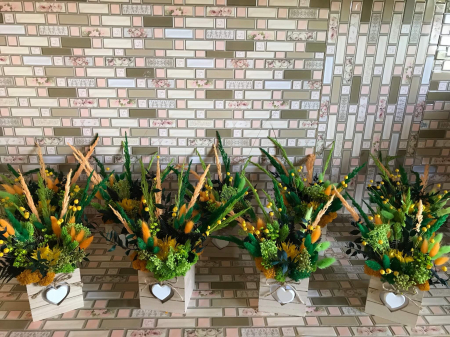 Aranjament de masa floral cu licheni [2]