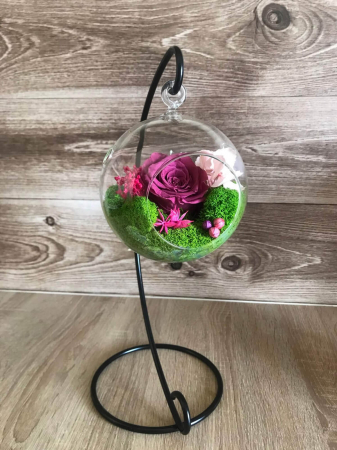Aranjament licheni in glob sticla - Aranjament floral