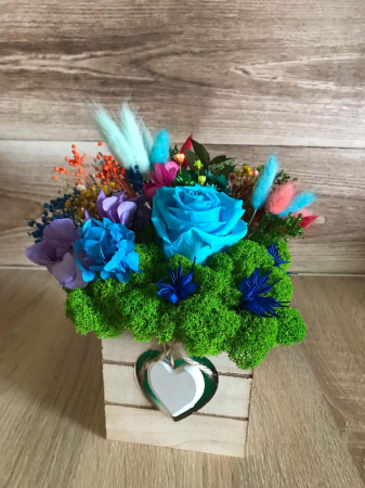 Vas portelan - Aranjament floral cu licheni