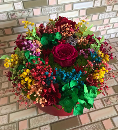 Aranjamente cu licheni si flori criogenate - Aranjament floral cu licheni