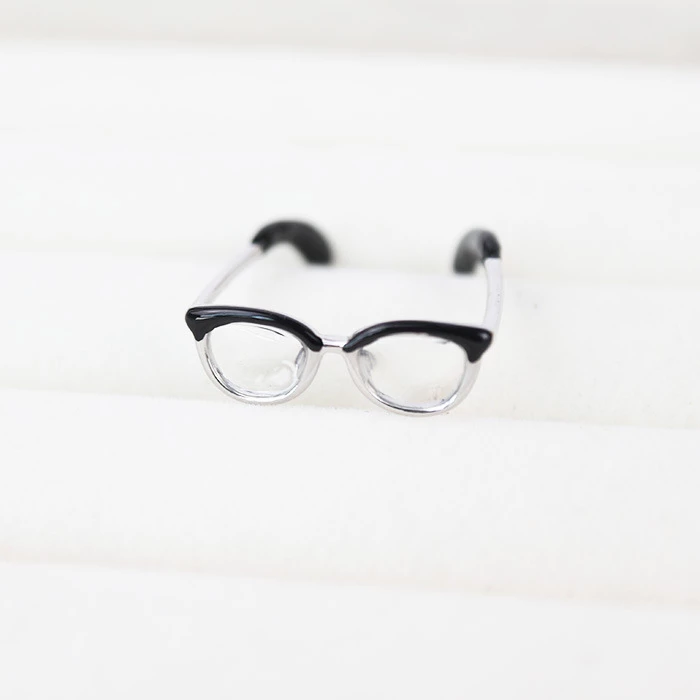 Glasses Ring [1]