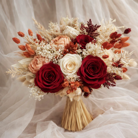 BUCHETE MIREASA - Buchet de mireasa cu trandafiri criogenati ivoire, burgundy si bujori peach - TERRA ELLEGANCE -