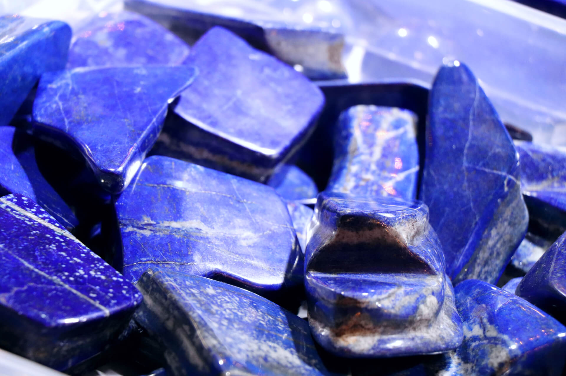 Lapis lazuli – Istorie, semnificatii, proprietati