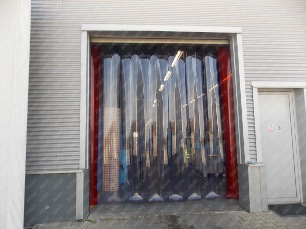 Perdea PVC moale transparenta Dimesiuni Perdea: L 1000 x H 3100 mm, temepratura normala. [2]