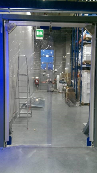 Usa batanta DARFLEX cu folie pvc transparenta cu rama  din aluminiu [3]