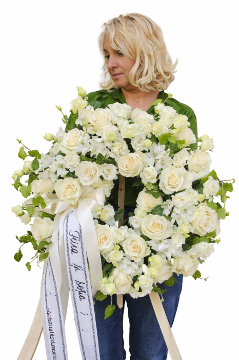 Livrare coroane funerare la Cimitirul Eternitatea Iași – rapid, discret și elegant