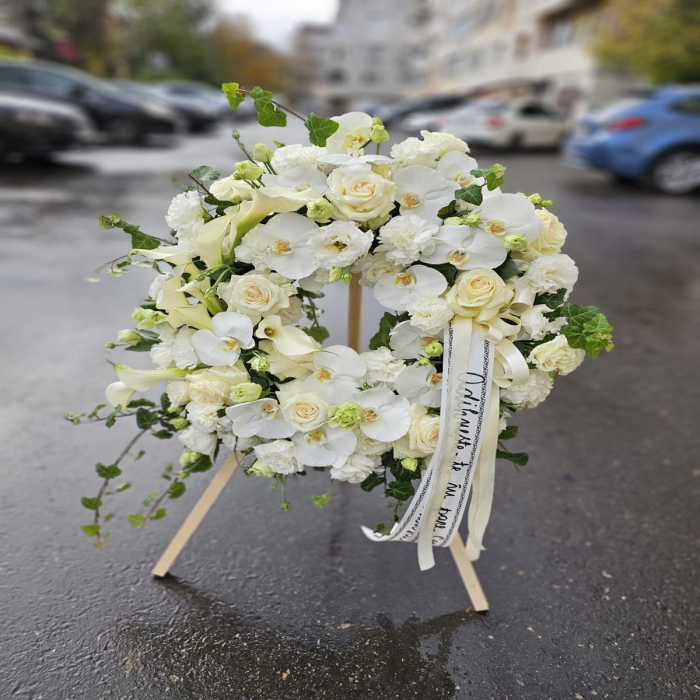 coroana-funerara-rotunda-luxury-alba-orhidee-trandafiri-iasi [2]