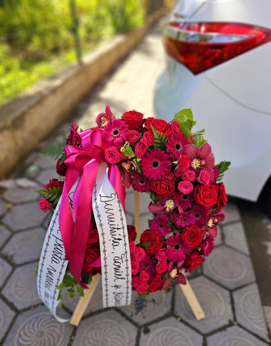 Coroană Înmormântare Rotundă Premium cu Trandafiri și Orhidee – Livrare Rapidă Iași [3]