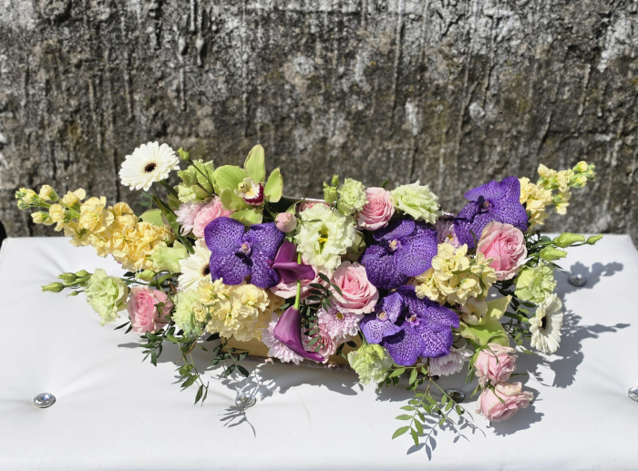 Cutie flori premium cu orhidee și trandafiri Iași [3]