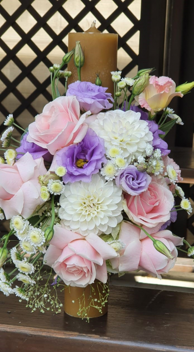 Lumanre botez Iasi din trandafiri hortensie si eustoma [5]
