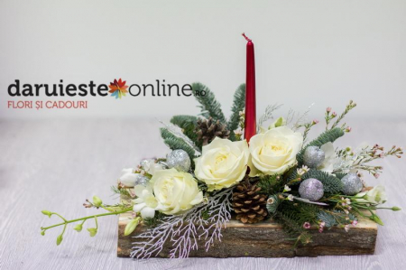 Produse - Aranjament pe lemn pentru masa de Craciun