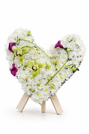 Coroană funerară inimă albă flori naturale livrare rapidă Iași [1]