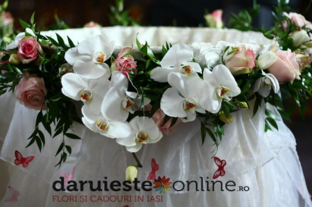 Produse - Decor cristelnita trandafiri si orhidee