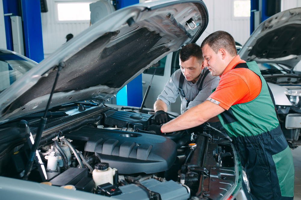 Ce produse de întreținere folosesc service-urile auto profesionale