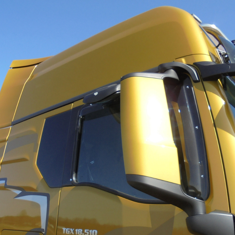 Deflectoarele de geam pentru camion: Protectie impotriva ploii si imbunatatirea aerodinamicii