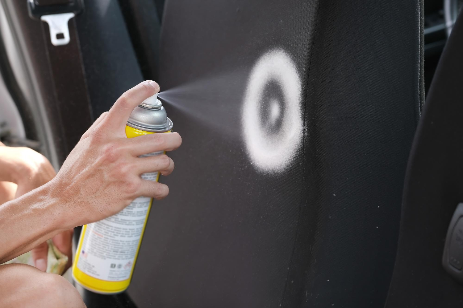 Spray-uri de intretinere si cosmetice auto: Protejeaza si imbunatateste aspectul vehiculului