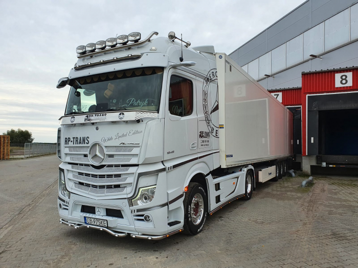 Bara leduri sub laterale, fuste, rezervoare, Actros MP4 - DAUTO MBSB01 [10]