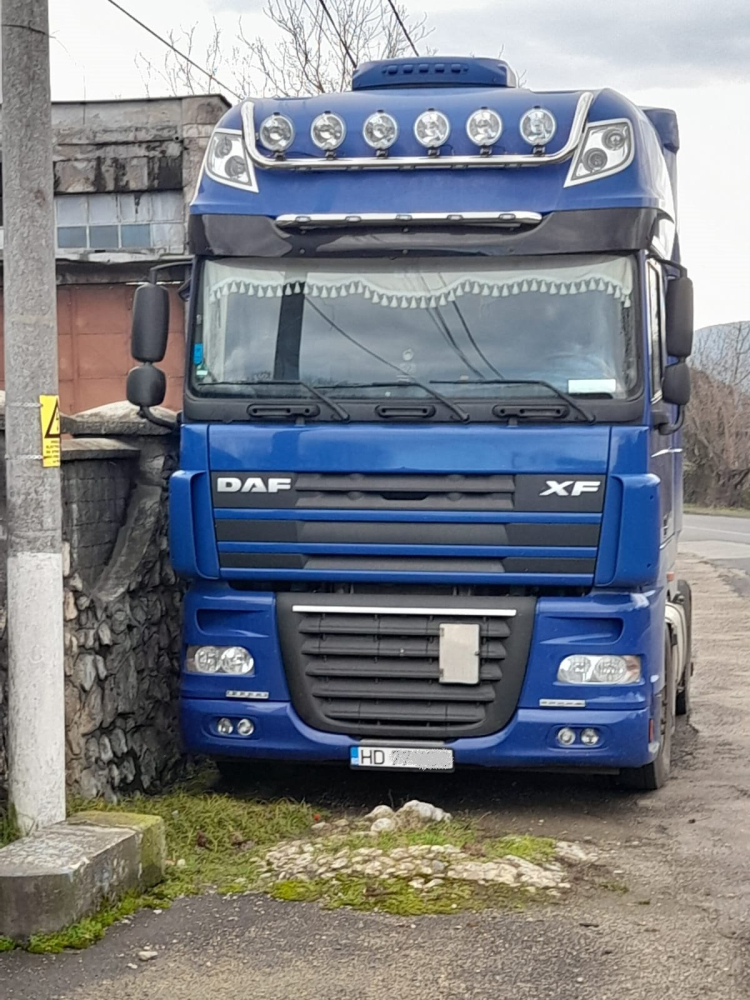 Bara proiectoare pentru Daf XF 105 / Euro 6, cabina Super Space Cab, 6 suporti, 7 Led-uri [5]